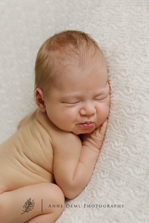 niedliche_babyfotos_muenchen_hebamme_geburt_fotostudio_babyfotograf_ingolstadt_freising_anne_deml_fotografie_marlene15