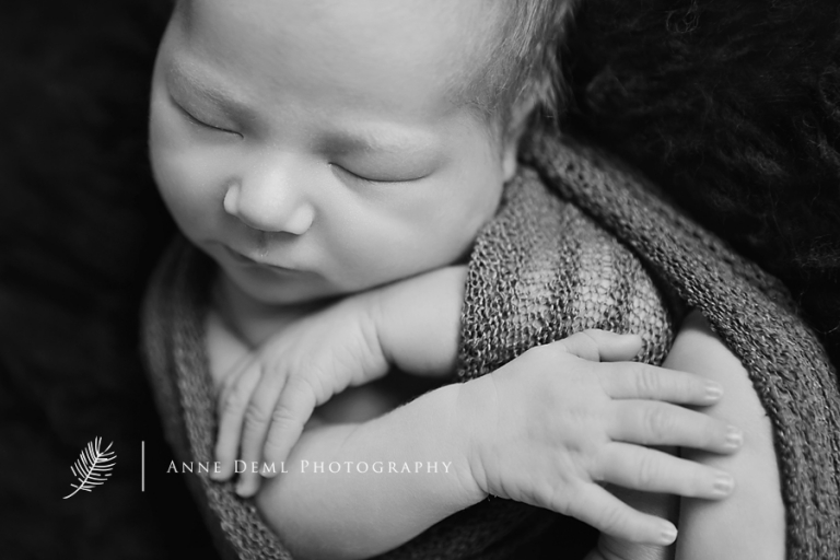 niedliche_babyfotos_muenchen_hebamme_geburt_fotostudio_babyfotograf_ingolstadt_freising_anne_deml_fotografie_marlene19