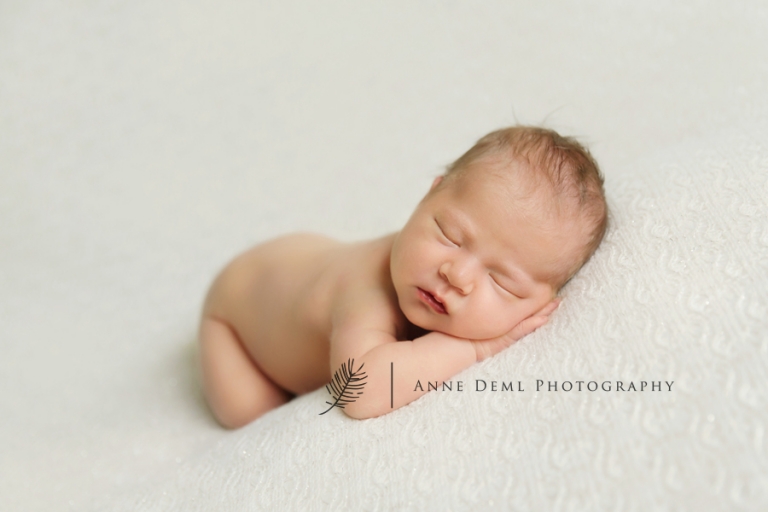 niedliche_babyfotos_muenchen_hebamme_geburt_fotostudio_babyfotograf_ingolstadt_freising_anne_deml_fotografie_marlene21