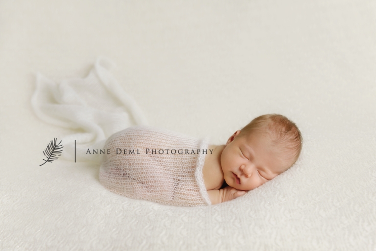 niedliche_babyfotos_muenchen_hebamme_geburt_fotostudio_babyfotograf_ingolstadt_freising_anne_deml_fotografie_marlene7