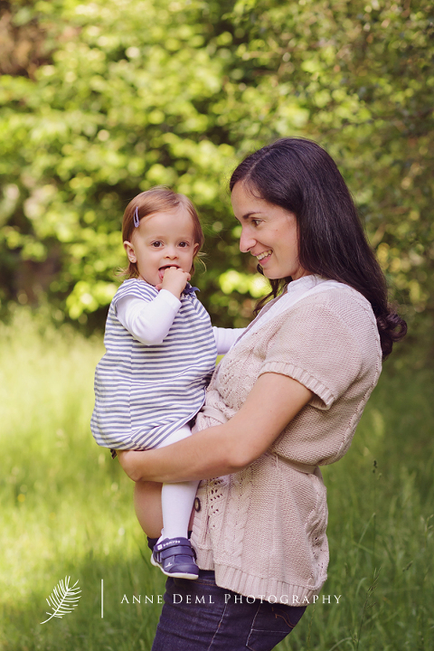 babybauchfotografie_natuerliche_babybauchfotos_muenchen_schwangerschaft_schwangerschaftsbilder_geburt_anne_deml_merce_1