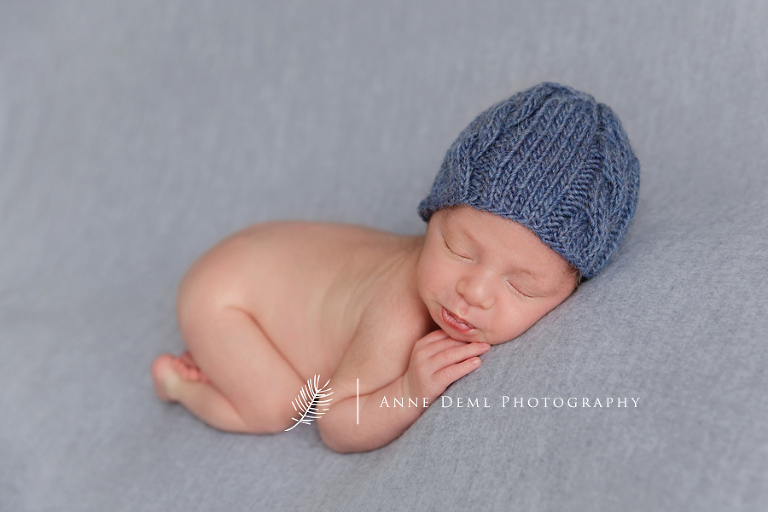 wunderbare_liebevolle_babyfotografie_im_fotostudio_muenchen_babyfotograf_lucca17