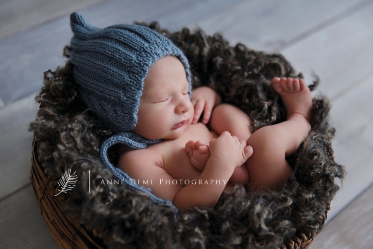 babyfotograf_anne_deml_spezialistiert_auf_neugeborenenfotografie_babyfotografie_liebevolle_neugeborenenbilder_muenchen_freising_ingolstadt_constantin4
