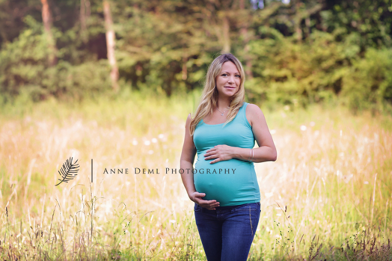 babyfotograf_babybauchfotos_schwangerschaftsfotos_schwangerschaftsfotografie_muenchen_anne_deml_fotostudio_geburt_schwangerschaft_krankenhaus_hebamme_iris_19