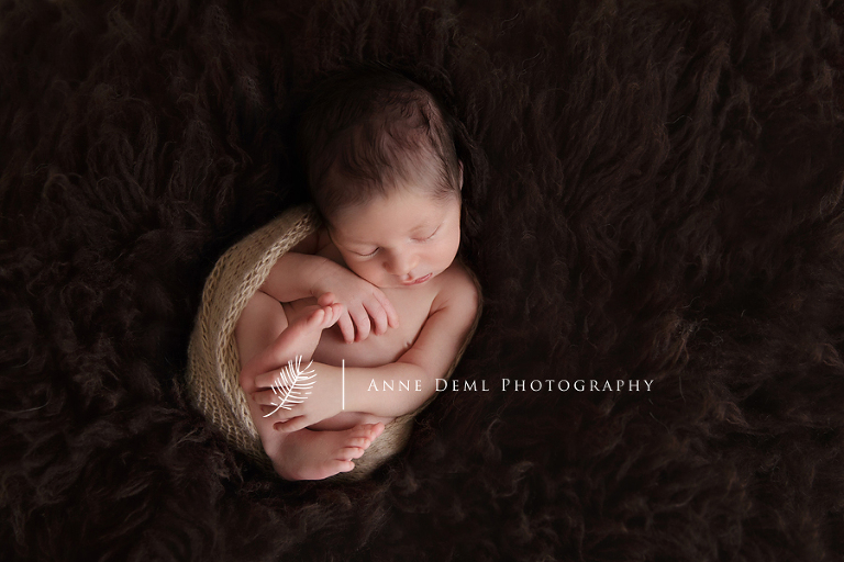 babyfotografie_fuer_suesse_gefuehlvolle_babyfotos_in_bayern_anne_deml_fotografie_lucca16