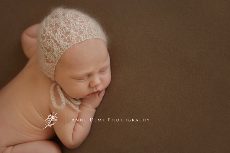 babyfotograf_fuer_besondere_exklusive_babyfotografie_neugeborenenfotografie_neugeborenenfotos_babyfotos_im_fotostudio_muenchen_babystudio_atelier_geburt_krankenhaus_schwanger_laura6