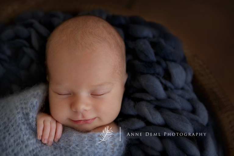 besondere_babyfotografie_guter_babyfotograf_exklusive_babyfotos_neugeborenenfotos_schwanger_babybilder_geburt_anne_deml_muenchen_augsburg_freising_krankenhaus_fotograf_noah5
