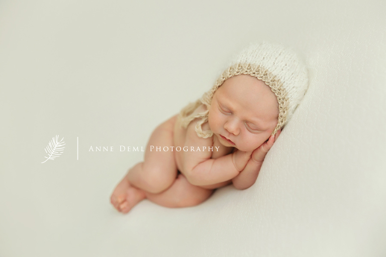 besondere_babyfotos_neugeborenenfotos_babyfotograf_babyfotografie_muenchen_anne_deml_geburt_neugeborene_hebamme_krankenhaus_laura4