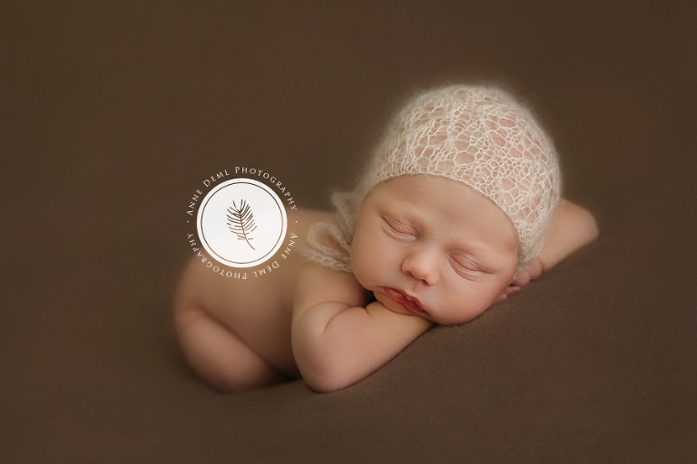 niedliche_liebevolle_babyfotos_babyfotograf_muenchen_geburt_krankenhaus_anne_deml_fotostudio_laura24