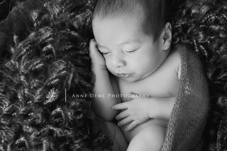 einzigartige_neugeborenenfotos_babyfotograf_anne_deml_muenchen_ingolstadt_freising_geburt_krankenhaus_hebamme_babyshooting_babyfotos_babyfotografie_19