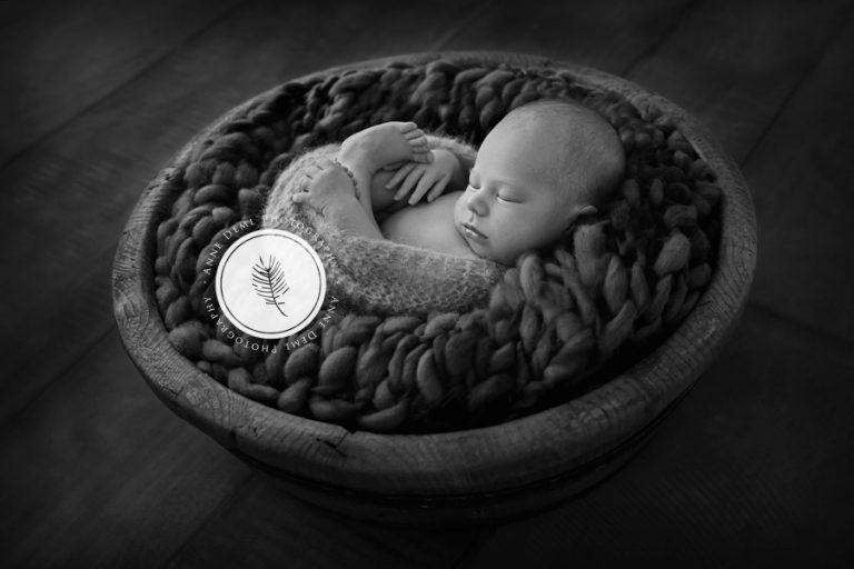 exklusive_babybilder_babyfotograf_muenchen_anne_deml_einfuehlsame_liebevolle_babyfotografie_einzigartige_erinnerungen_krankenhaus_schwanger_geburt_freising_noah11