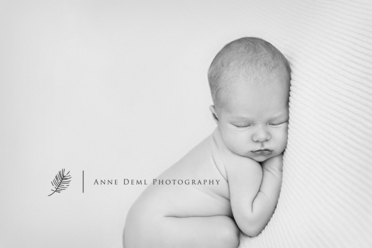 exklusive_babybilder_babyfotograf_muenchen_anne_deml_einfuehlsame_liebevolle_babyfotografie_einzigartige_erinnerungen_krankenhaus_schwanger_geburt_freising_noah12
