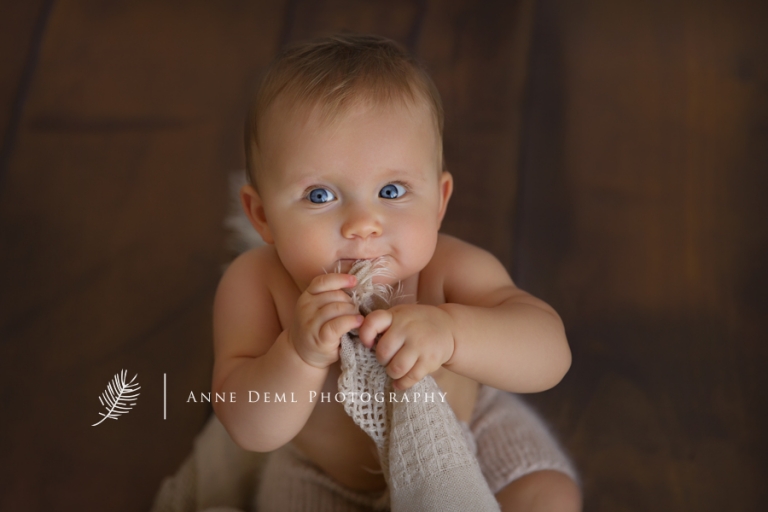 suesse_babybilder_babyshooting_babyfotografie_babyfotograf_fotostudio_babyzimmer_fotoatelier_anne_deml_fotografie_muenchen_freising_ingolstadt_augsburg_emma_11
