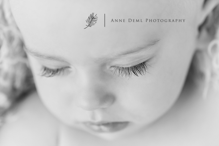 besondere_liebevolle_babyfotos_baby_fuenf_monate_babyshooting_im_fotostudio_anne_deml_fotografie_professionell_babyfotografin_muenchen_augsburg_freising_marie_10