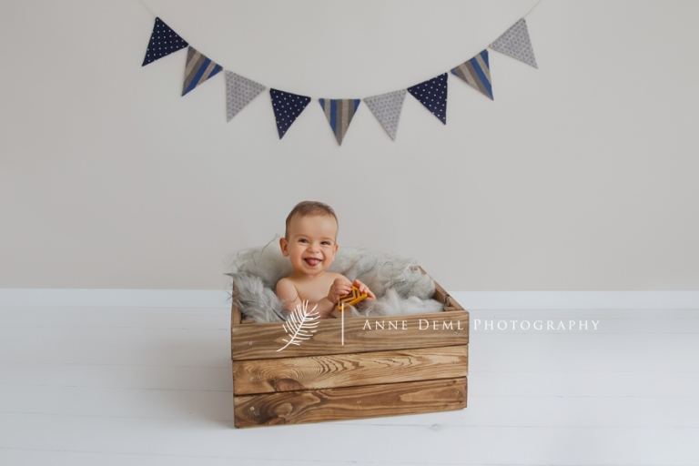 fotostudio_babyfotografie_babyfotos_niedlich_suess_baby_muenchen_ingolstadt_freising_ungestellte_natuerliche_babybilder_leon_13