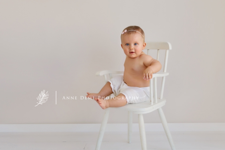 suesse_babybilder_babyshooting_babyfotografie_babyfotograf_fotostudio_babyzimmer_fotoatelier_anne_deml_fotografie_muenchen_freising_ingolstadt_augsburg_emma_010