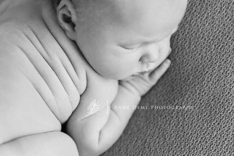 besondere_erinnerungen_babyfotos_muenchen_babyfotograf_anne_deml_freising_ingolstadt_krankenhaus_geburt_hebamme_charlotte_9