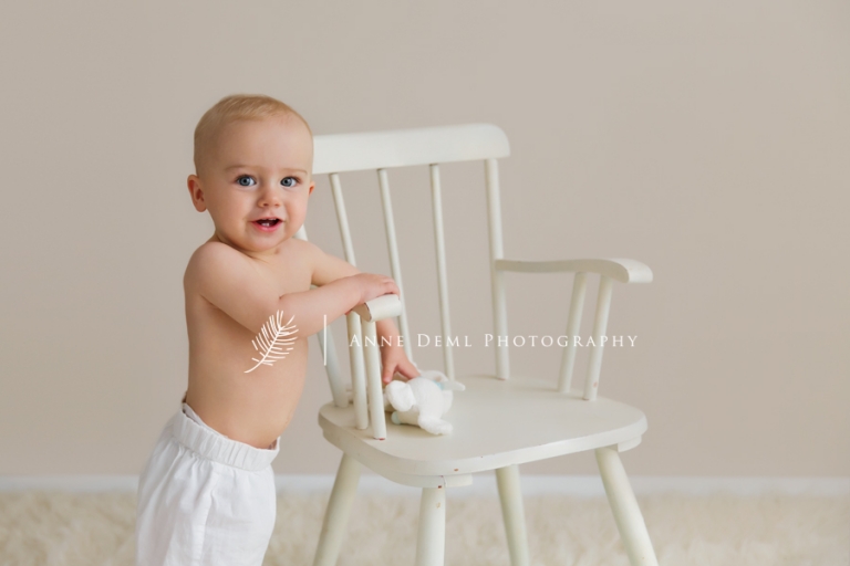 besondere_liebevolle_babyfotos_baby_fuenf_monate_babyshooting_im_fotostudio_anne_deml_fotografie_professionell_babyfotografin_muenchen_augsburg_freising_marie_0