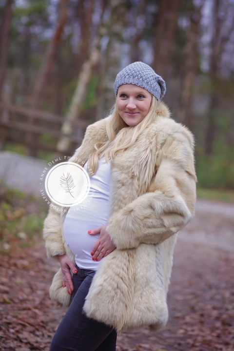 ungezwungene_natuerliche_babybauchfotos_babybauchfotografie_schwangerschaftsbilder_baby_schwanger_anne_deml_fotografie_muenchen_melanie_2