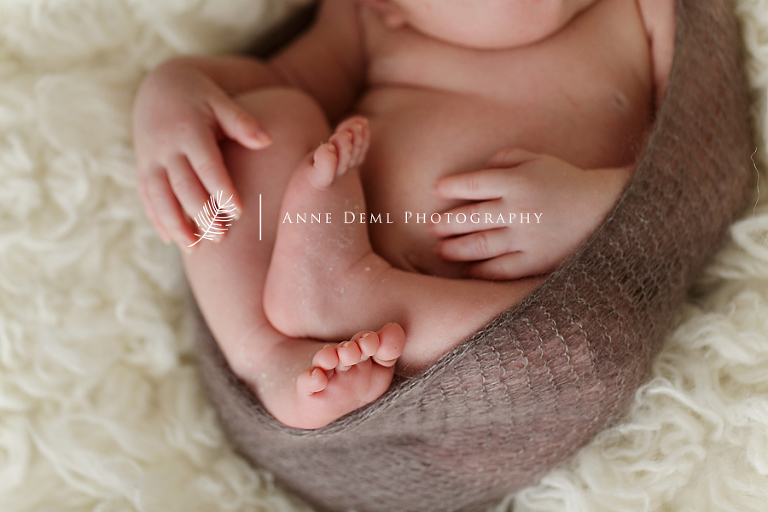professioneller_babyfotograf_babyfotos_babybilder_fresing_babyshooting_neugeborene_anne_geddes_geburt_eltern_baby_mio_14