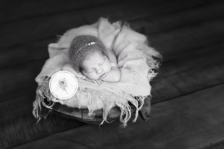 besondere_einzigartige_babyfotografie_professionelle_babybilder_babyfotograf_augsburg_anne_deml_neugeborene_krankenhaus_geburt_mia_4