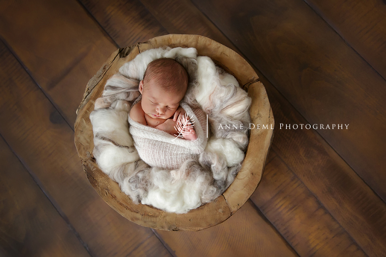 niedliche_babyfotos_babybilder_muenchen_babyfotograf_anne_deml_neugeborenenfotografie_hebamme_geburt_babyshooting_augsburg_mia_1
