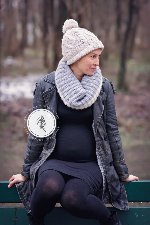 babybauchbilder_winter_outdoor_ungezwungen_natuerlich_schwangerschaftsfotos_schwangerschaft_babybauch_babybauchfotografie_anne_deml_muenchen_babyfotograf_eltern_geburt_krankenhaus_baby_isi_23