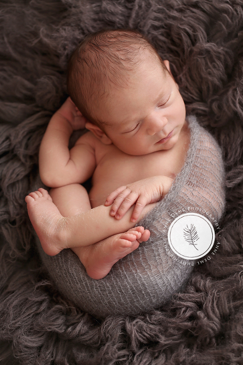 baby_babybilder_augsburg_babyfotograf_babyshooting_anne_deml_fotostudio_babyfotografie_besondere_neugeborenenbilder_krankenhaus_geburt_hebamme_paul_14