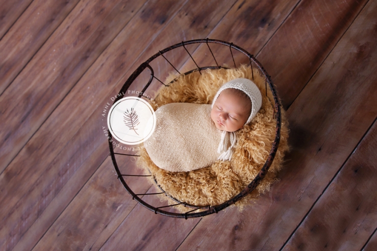 babyfotos_muenchen_neugeborene_suesse_babybilder_anne_deml_babyfotografin_sara_9