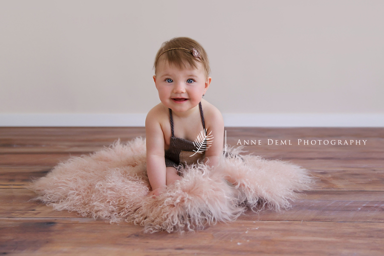 niedliche_ungezwungene_babybilder_babyfotografie_freising_bayern_babyfotograf_anne_deml_babybilder_augsburg_natalie_9