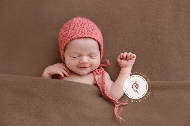 neugeborenenfotos_niedliche_professionell_babyfotograf_anne_deml_muenchen_mia_01