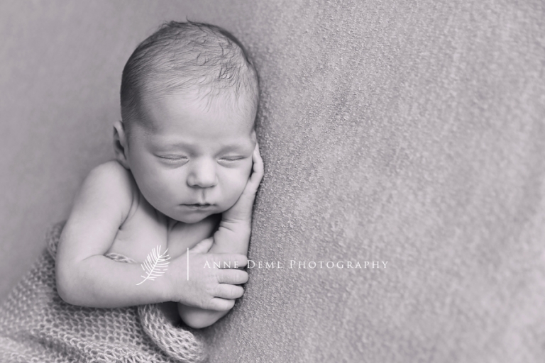 babyfotograf_augsburg_anne_deml_neugeborenenbilder_fotostudio_muenchen_victoria_7