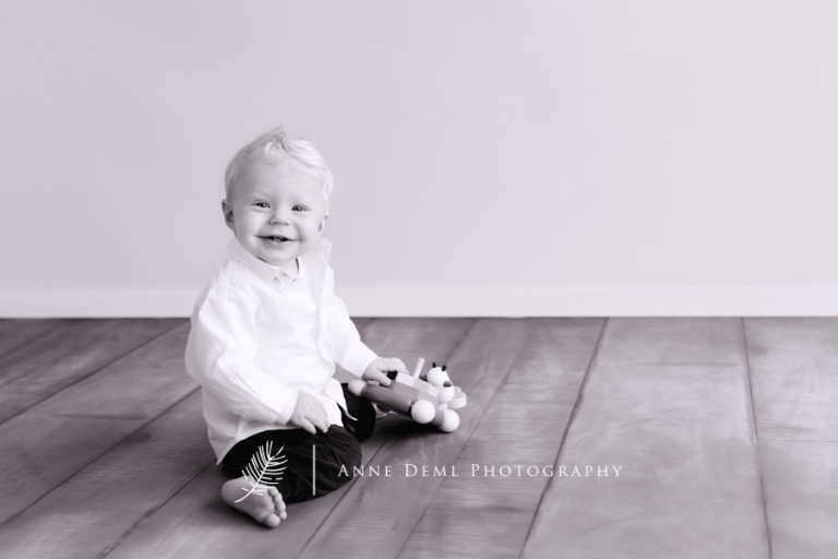 drollige_babybilder_babyfotograf_muenchen_anne_deml_fotostudio_augsburg_babyfotograf_babyshooting_baby_vincent_02