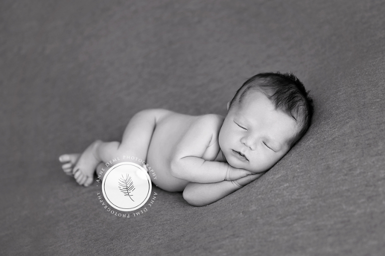 neugeborenenbilder_babyfotografin_anne_deml_augsburg_fotostudio_babyfotografie_muenchen_einzigartige_erinnerungen_raphael_14