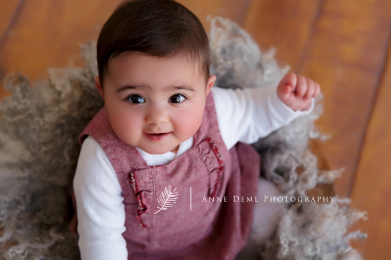 professioneller_babyfotograf_freising_babyfotografie_augsburg_natuerliche_babyfotos_annedeml_muenchen_emma_05