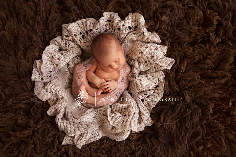 niedliche_neugeborenenbilder_babyfotograf_anne_deml_babyshooting_freising_laila_03