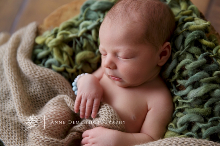 familienfotografie_muenchen_familienfotos_neugeborene_geschwister_neugeborenenshooting_anne_deml_augsburg_geburt_krankenhaus_hebamme_moritz_07