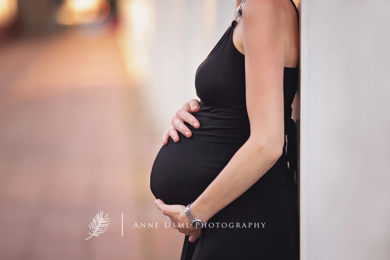 schwangerschaftsfotos_babybauchshooting_dachau_babyfotografin_anne_deml_ungezwungene_babybauchfotos_muenchen_familienbilder_freising_baby_geburt_bilder_alexandra_09