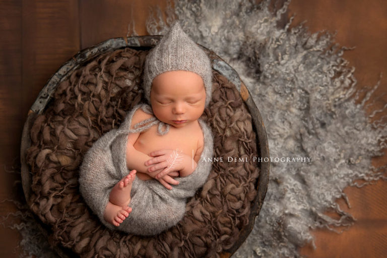 newbornshooting münchen neugeborenenshooting newborn shooting babyfotograf fotostudio anne deml