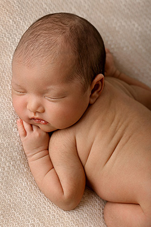 neugeborenen shooting münchen neugeborenenfotografie newbornshooting
